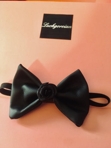 Small rose bow tie